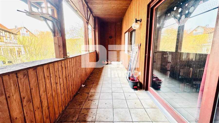Spannendes Immobilienpaket: 2 Wohnhäuser BJ 1984 + BJ 1900 in idyllischer Lage / OT Arenborn - Haus 2 OG Balkon / Überdacht